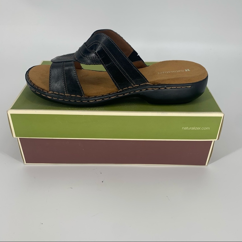 Naturalizer Parkland Black Leather Slip On 11M